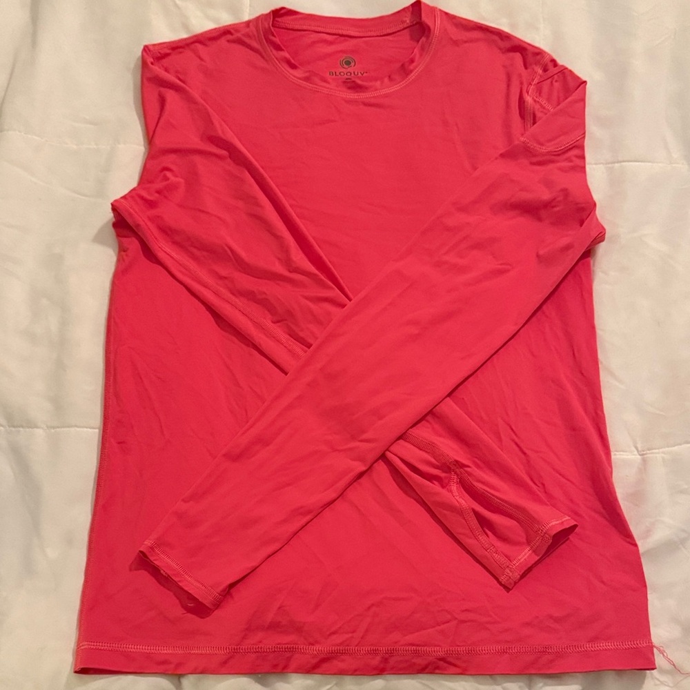 Bloquv Women's Bright Pink Long Sleeve Tee